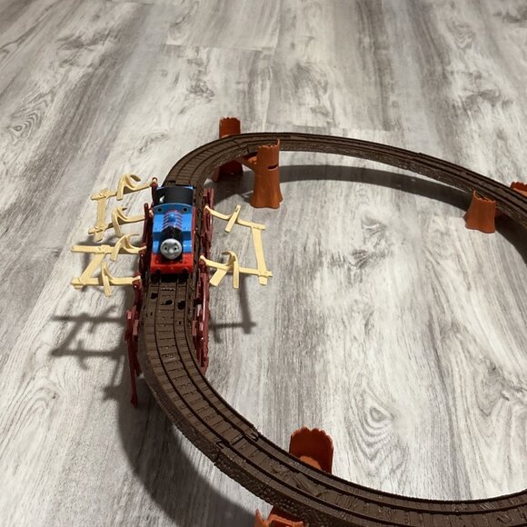 Thomas & Friends Track Master Shake Shake Bridge with Motorized Train Complete - Picture 13 of 14